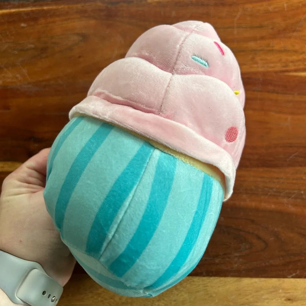 NWT Squishmallows Diedre the Cupcake - Picture 7 of 8